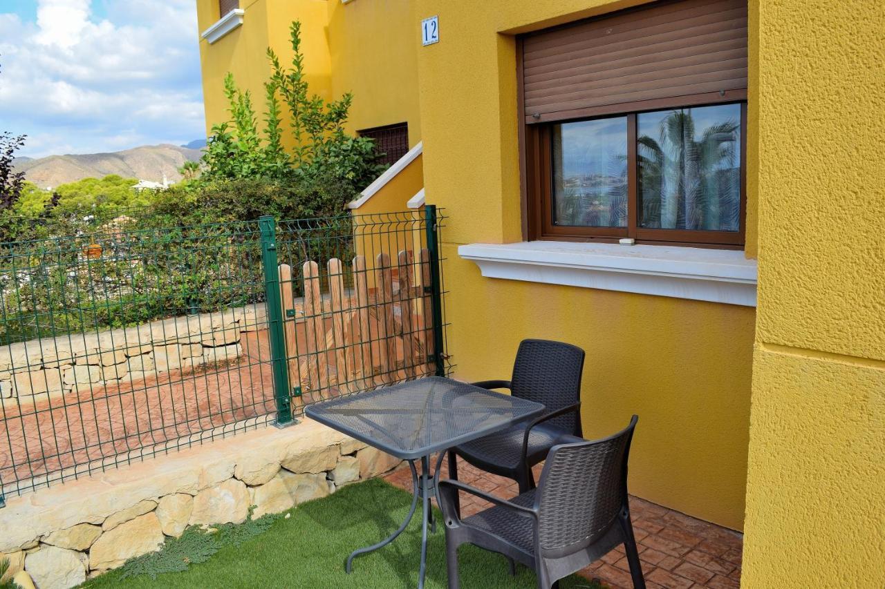 Apartamento Con Hermoso Jardin Y Ac Исла Плана Екстериор снимка
