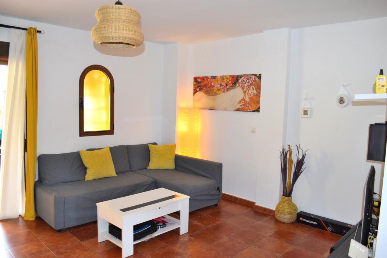 Apartamento Con Hermoso Jardin Y Ac Исла Плана Екстериор снимка