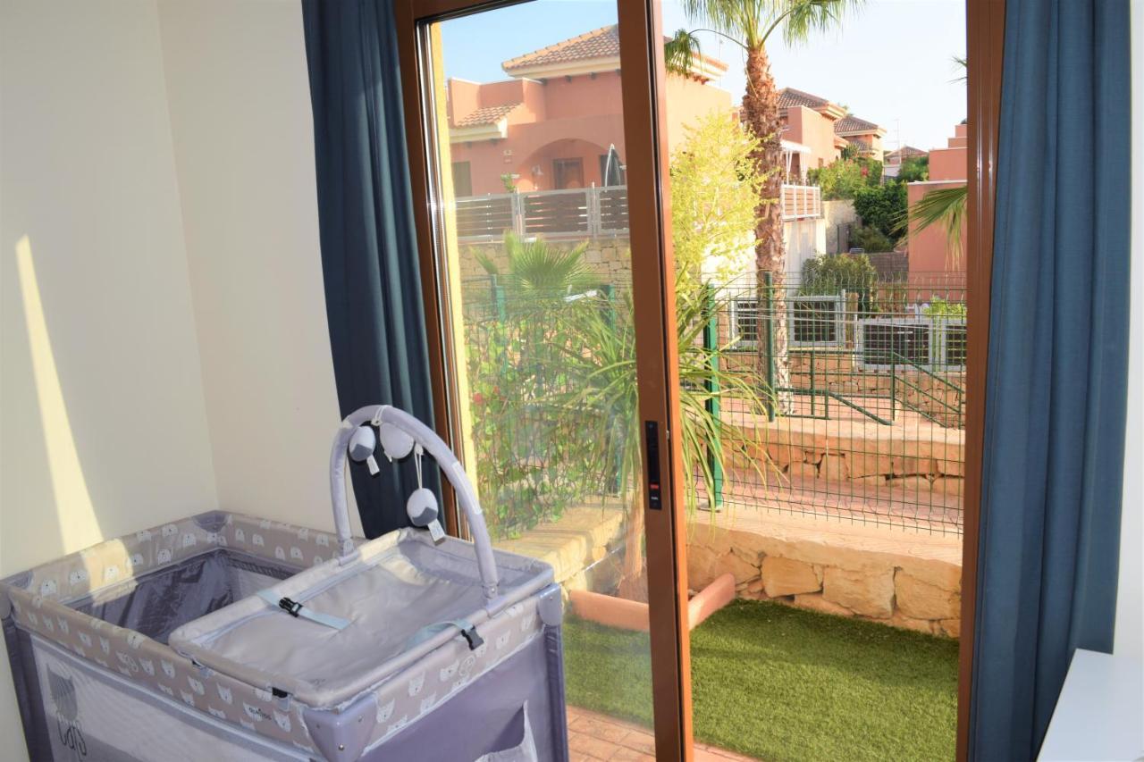 Apartamento Con Hermoso Jardin Y Ac Исла Плана Екстериор снимка